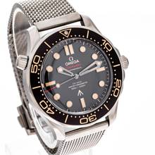 Thumbnail von Omega Seamaster Diver 300 M Titan 300M 007 James Bond – 210.90.42.20.01.001 – NEW 06/2026 Full Set