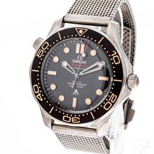 Thumbnail von Omega Seamaster Diver 300 M Titan 300M 007 James Bond – 210.90.42.20.01.001 – NEW 06/2026 Full Set