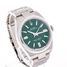 Thumbnail von Rolex Oyster Perpetual 41 Green – 134300 – NEW & Unworn – 2026 Full Set