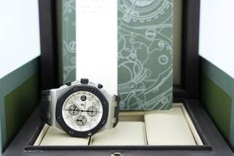 Thumbnail von Audemars Piguet Royal Oak Offshore Chronograph Rubberclad - 42MM - German Papers - Fresh Service At AP Service Center - New Bezel & Pushers - New Strap - 25940SK.OO.D002CA.02.A 2007