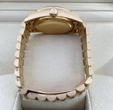 Thumbnail von Rolex Day-Date 36 Top Condition Champagne Diamond Dial Bezel High quality A.M.