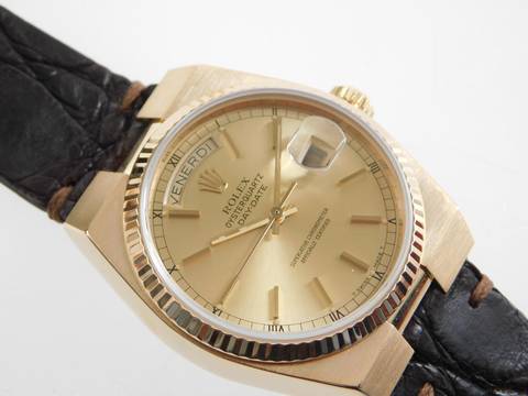 Rolex Day-Date Oysterquartz 18 Karat Gold Saphirglas Krokoband TOP 36 mm massiv 18 Karat Gelbgold von 1979