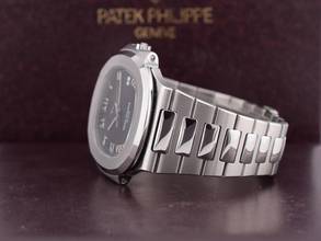 Thumbnail von Patek Philippe Nautilus 3710 Like New Full Set
