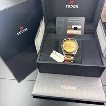 Thumbnail von Tudor Black Bay S&G 79733N Champagne Sunray Dial - unpolished - Steel Gold