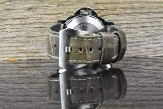 Thumbnail von Panerai Luminor GMT Automatic PAM01088 Black Dial - Card 2018