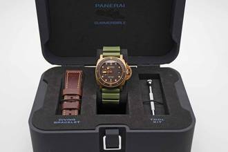 Thumbnail von Panerai Submersible perfect LC 100 full set with original purchase receipt from 2022