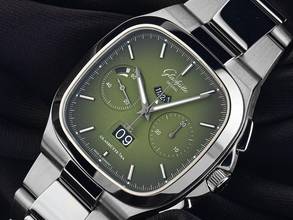 Thumbnail von Glashütte Original Seventies Chronograph Panorama Date Ref.1-37-02-09-02-70 2026 Full Set Unworn Seventies Chronograph Panorama Date Green Dial