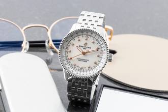 Thumbnail von Breitling Navitimer 35 MOP Diamond Stainless Steel Automatic Women's Watch Ref. A17395