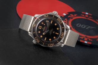 Thumbnail von Omega Seamaster Diver 300 M James Bond 007 Titanium Automatic 210.90.42.20.01.001