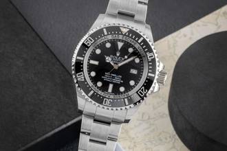 ロレックス シー・ダイバー ディープシー ブラックダイヤル オイスタースチール 自動巻き Ref 116660 B&P LC100