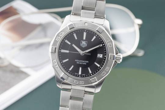  TAG Heuer Aquaracer 300M Stahl Quarz Herrenuhr Ref. WAP11101 Klassiker 