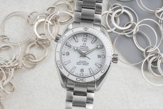  Omega Seamaster Planet Ocean Stahl Automatik Herrenuhr 232.32.42.21.04.001 B&P 