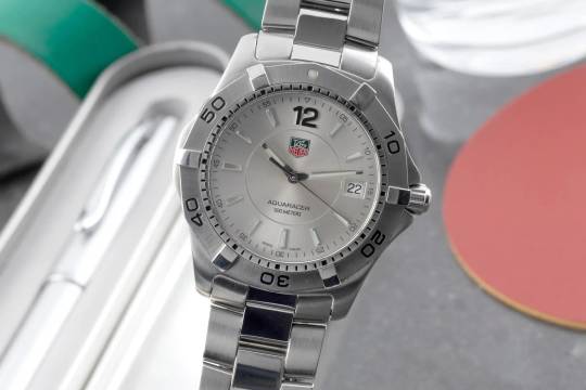  TAG Heuer Aquaracer 300M Edelstahl Quarz Herrenuhr Ref. WAF1112 
