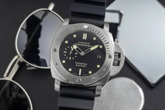  Panerai Luminor Submersible 1950 3 Days Automatic Titan Ref. PAM00305 B&P 2016 