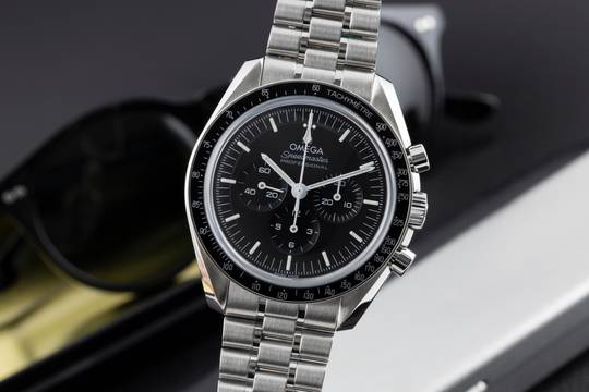  Omega Speedmaster Professional Moonwatch Chronograph Ref. 310.30.42.50.01.002 B&P 2025 