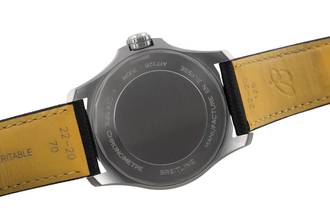 Thumbnail von Breitling Avenger 42 Stainless Steel Automatic Men's Watch Ref. A17328101B1X1 B&P 2024