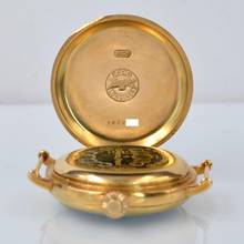 Thumbnail von Longines Chronograph Monopusher for Grands Prix Porcelain dial gold 18KT 1930's