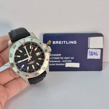 Breitling Avenger GMT 44mm Automático Completo
