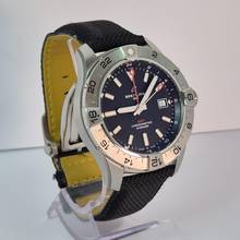 Thumbnail von Breitling Avenger GMT 44mm Automatic Complete