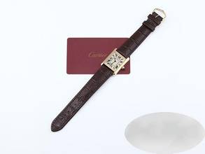 Thumbnail von Cartier Tank Louis Cartier Large Model Yellow Gold 750 2016 W1529756 Gold Women Men