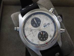 Thumbnail von IWC Pilot Spitfire Doppel Chronograph Herrenuhr 44 mm mit Originalband und Schließe 44 mm große Herrenuhr im Top Zustand