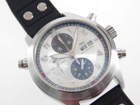 IWC Pilot Spitfire Doppel Chronograph Herrenuhr 44 mm mit Originalband und Schließe 44 mm große Herrenuhr im Top Zustand
