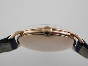 Thumbnail von Omega Herrenuhr massiv 18 Karat Roségold 36 mm Cal 283 Handaufzug RARE v 1947