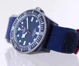 Thumbnail von Tudor Pelagos No Date Carbon Titan Alinghi Red Bull Racing B+P Diver Textile Strap