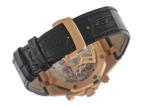 Thumbnail von Audemars Piguet Royal Oak Ref.26240OR.OO.D002CR.01 Year 2022 Full Set Unworn Royal Oak Chronograph 18kt Rose Gold 157g Crocodile Leather Folding Clasp
