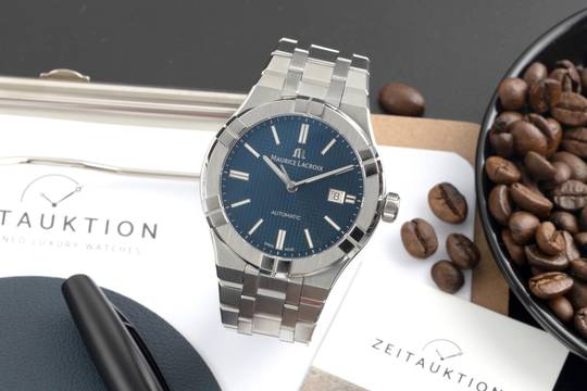  Maurice Lacroix Aikon Stahl Automatik Herrenuhr Ref. AI6008-SS002-430-1 