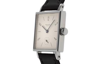 Thumbnail von NOMOS Tetra Glashütte Tetra 27.5 stainless steel manual wind men's watch ref. 401 papers 1996
