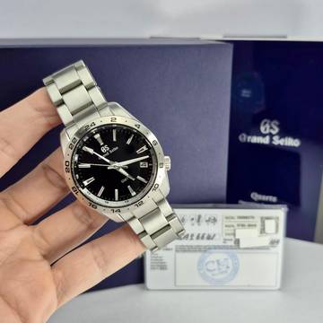 Grand Seiko Sport Collection GMT 39mm Quartz Completo