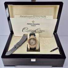 Thumbnail von Patek Philippe Nautilus 5712 Moonphase Power Reserve White Gold & Rose Gold 40mm Automatic Complete