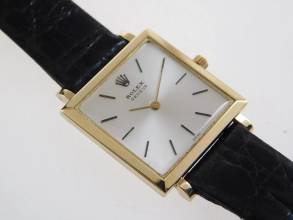 ロレックススクエアード 9491 18金イエローゴールド製、状態良好、25.5 x 33 mm、キャリバー650、手巻き、オリジナル18金ロレックスバックル