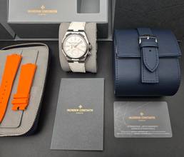 Thumbnail von Vacheron Constantin Overseas Dual Time Cardinal Points North 41mm 7930V/210T-H073 Whita dial Unworn/New Condition Full Set 7-2026