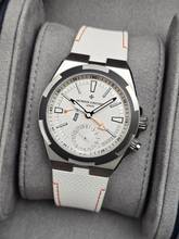 Thumbnail von Vacheron Constantin Overseas Dual Time Cardinal Points North 41mm 7930V/210T-H073 Whita dial Unworn/New Condition Full Set 7-2026
