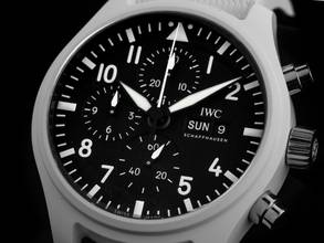Thumbnail von IWC Pilot's Watch Chronograph Top Gun Pilot's Watch Top Gun Ceramic Ref.IW389105 Year 2026 Full Set Unworn Pilot's Watch Chronograph Top Gun Edition Lake Tahoe Ceramic White Folding Clasp