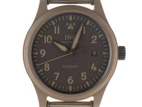 IWC パイロット パイロットウォッチ Ref.IW328106 2026 フルセット 未使用 パイロットウォッチ 自動巻き 41 TOP GUN モハベ砂漠 セラミック