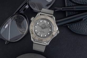 Thumbnail von Omega Seamaster Diver 300 M Steel / Titanium Automatic Men's Watch Ref. 210.30.42.20.06.002 B&P 2026