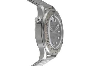 Thumbnail von Omega Seamaster Diver 300 M Steel / Titanium Automatic Men's Watch Ref. 210.30.42.20.06.002 B&P 2026