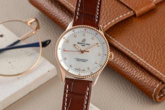 Breitling Navitimer 32 18k rose gold Diamond Dial Lady R77320E61A1P1