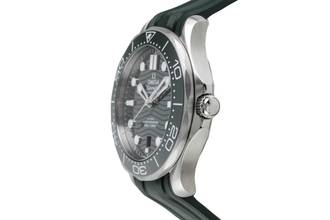 Thumbnail von Omega Seamaster Diver 300 M Automatic Men's Watch 210.32.42.20.10.001
