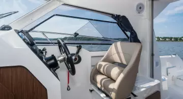 Thumbnail von Beneteau Antares 7
