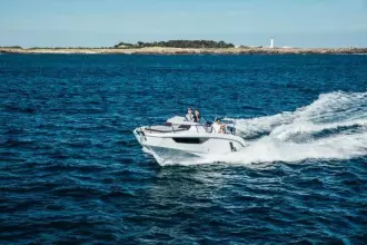 Thumbnail von Beneteau Flyer 8 Sundeck