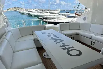 Thumbnail von Mangusta 72