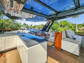 Thumbnail von Ferretti Yachts 850