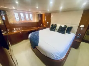 Thumbnail von Viking 70 Convertible Grand Cru
