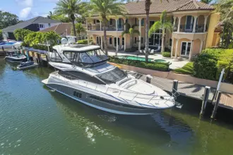 Thumbnail von Sea Ray 590 Fly Bridge