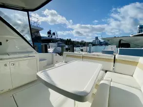 Thumbnail von Sea Ray 450 Sundancer Hyde A Way
