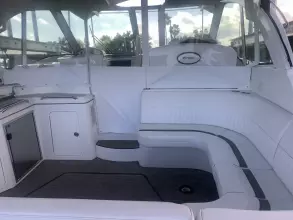 Thumbnail von Cruisers Yachts 420 Sport Coupe